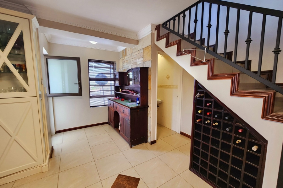 4 Bedroom Property for Sale in Tafelzicht Western Cape